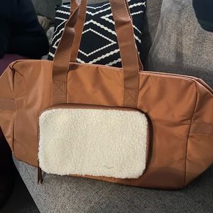 DSW overnight bag